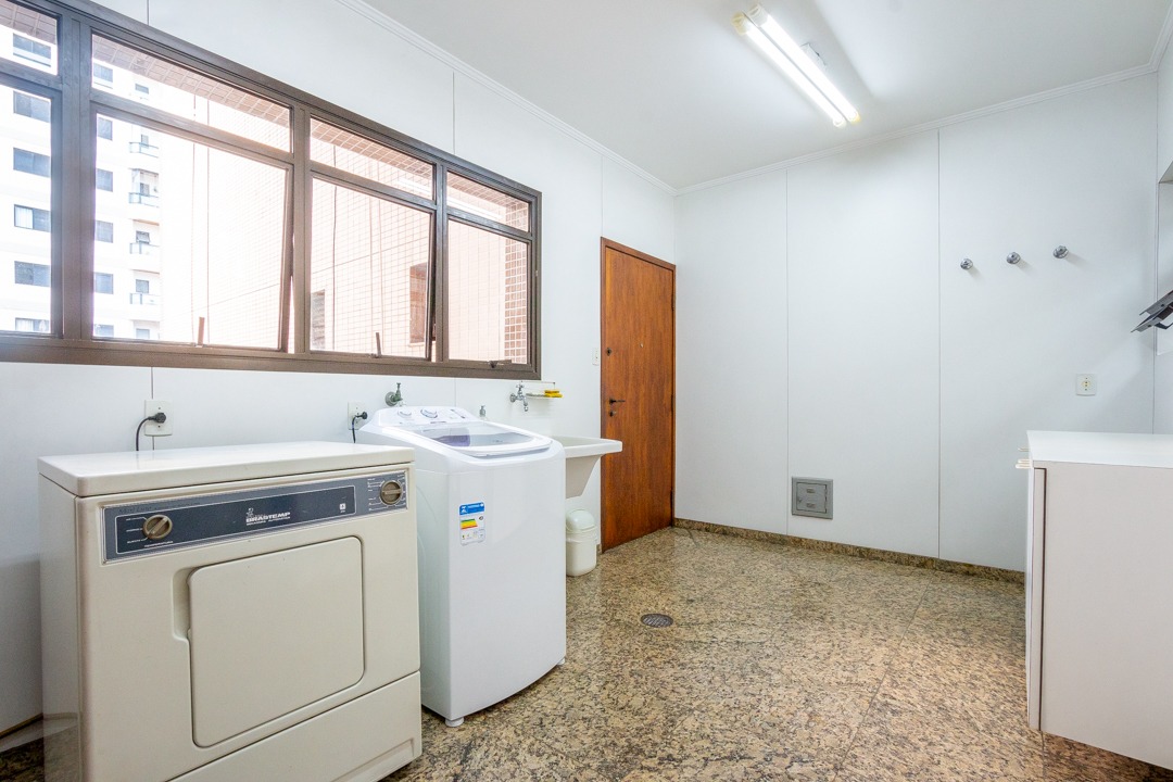 Apartamento à venda com 4 quartos, 270m² - Foto 40