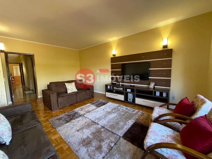 Casa à venda com 3 quartos, 269m² - Foto 11