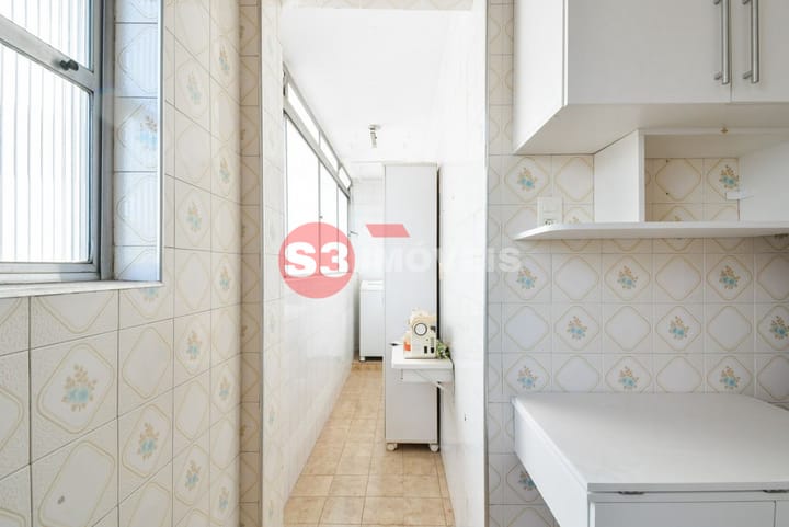 Apartamento à venda com 1 quarto, 40m² - Foto 17