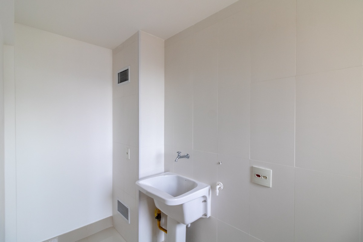 Apartamento à venda com 3 quartos, 106m² - Foto 19