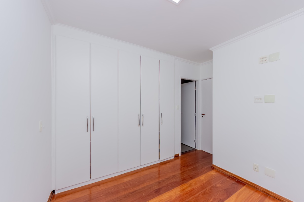 Apartamento à venda com 2 quartos, 68m² - Foto 14