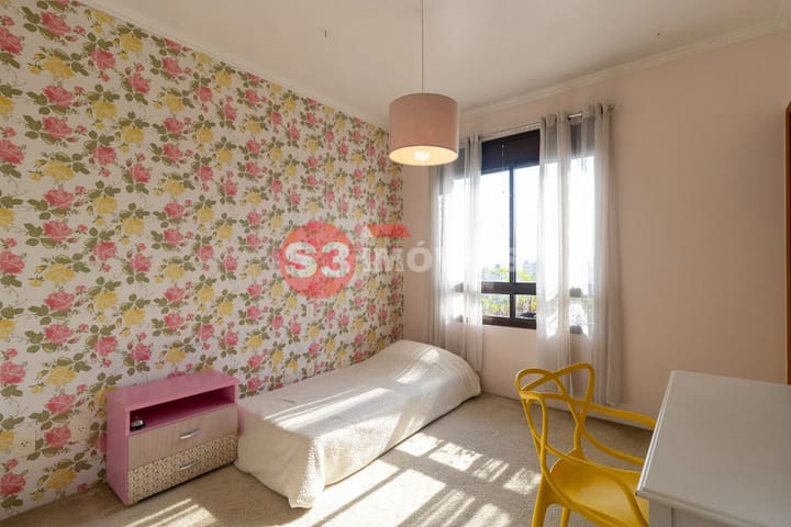 Apartamento à venda com 4 quartos, 196m² - Foto 17