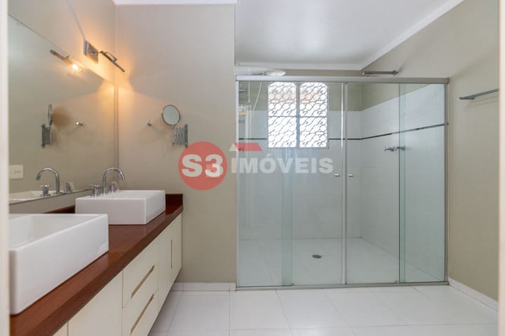 Casa à venda com 4 quartos, 230m² - Foto 30