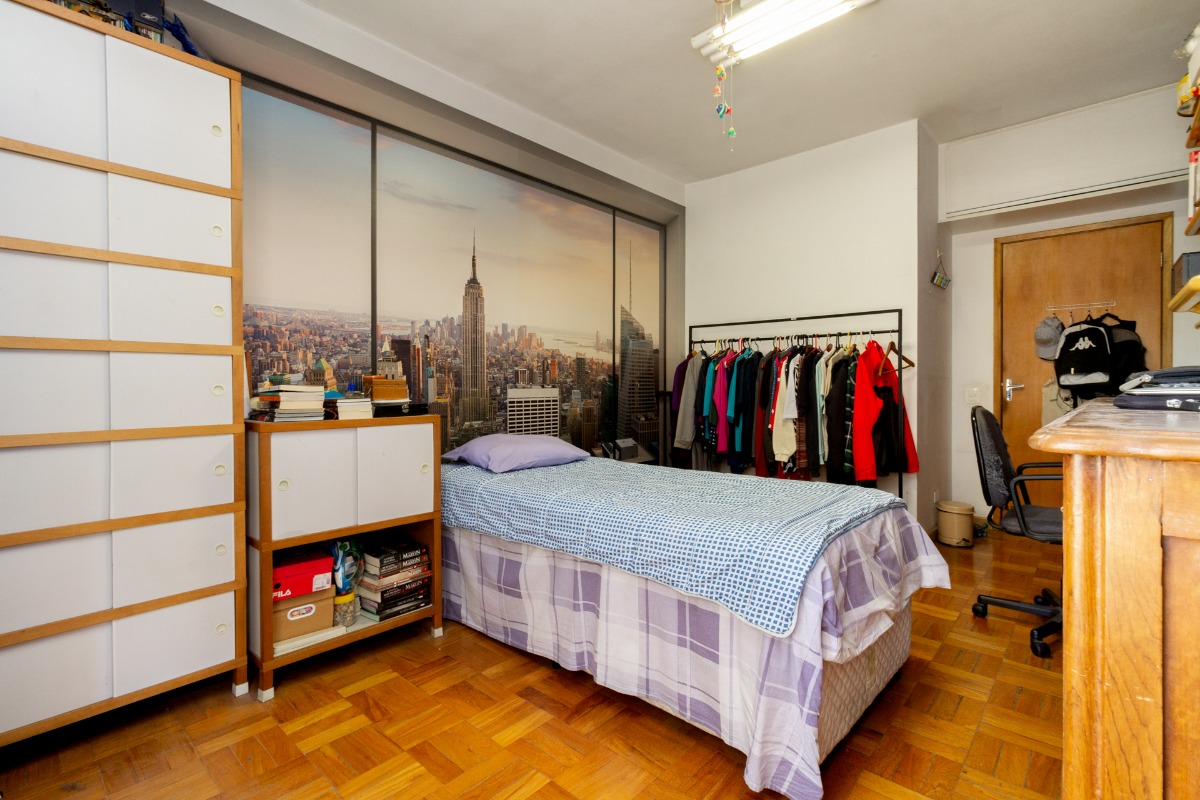 Apartamento à venda com 3 quartos, 180m² - Foto 15