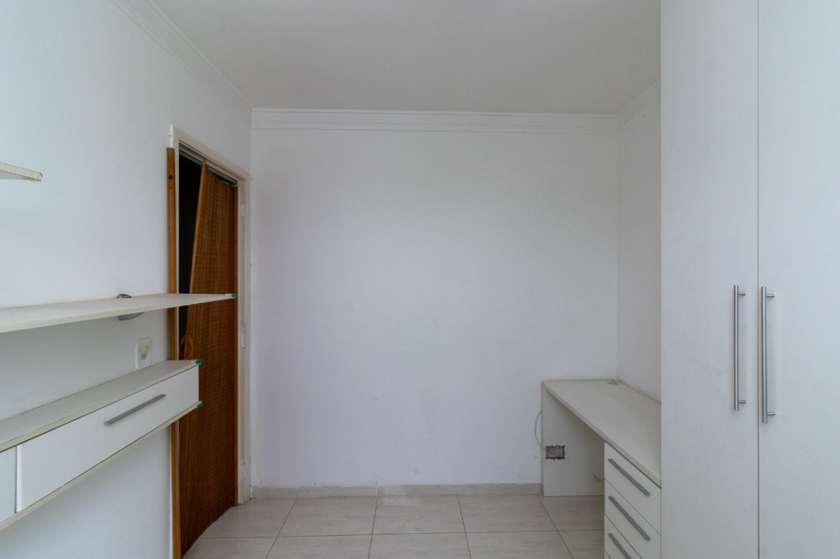 Apartamento à venda com 2 quartos, 48m² - Foto 11