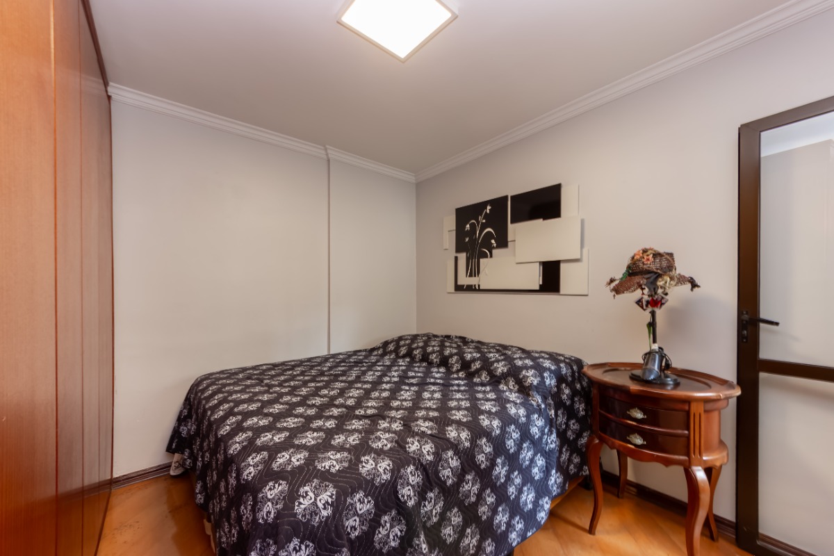 Apartamento à venda com 3 quartos, 109m² - Foto 18