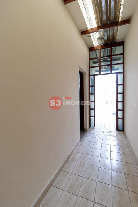 Casa à venda com 3 quartos, 240m² - Foto 28