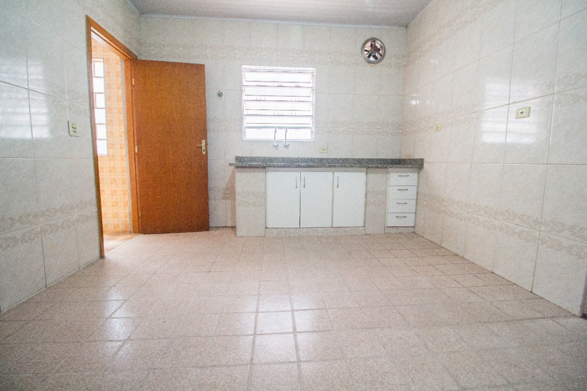 Casa à venda com 2 quartos, 125m² - Foto 9