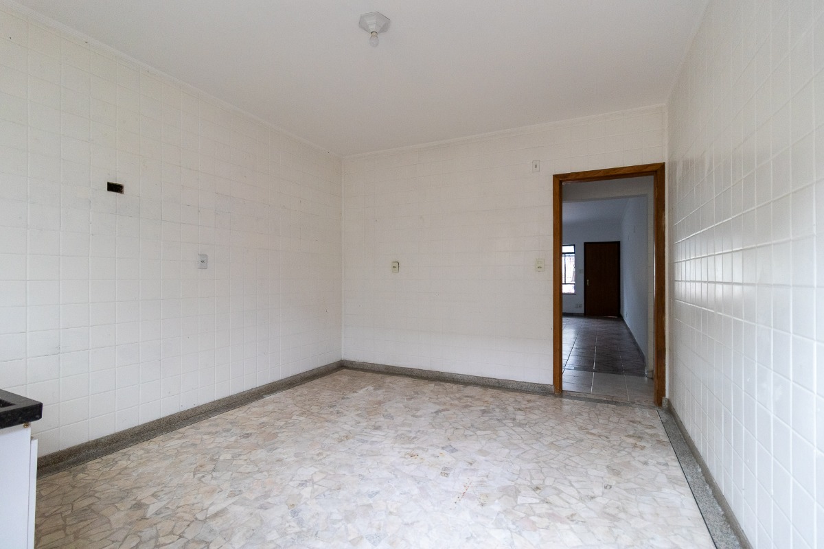 Casa à venda com 3 quartos, 145m² - Foto 14