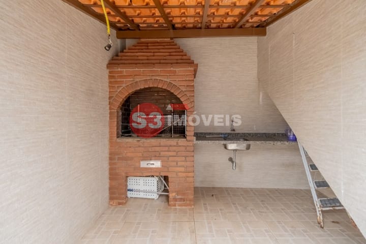 Casa à venda com 3 quartos, 250m² - Foto 25