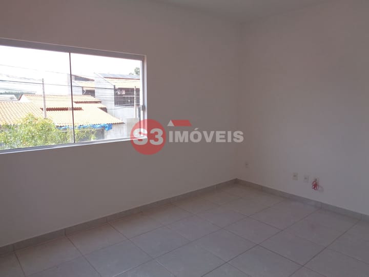 Casa à venda com 6 quartos, 250m² - Foto 29