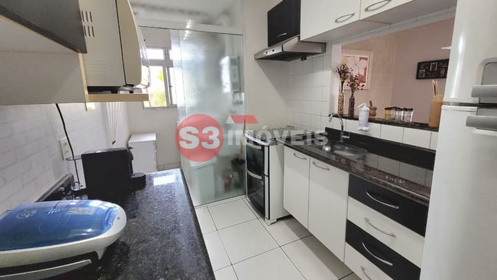 Apartamento à venda com 3 quartos, 60m² - Foto 4