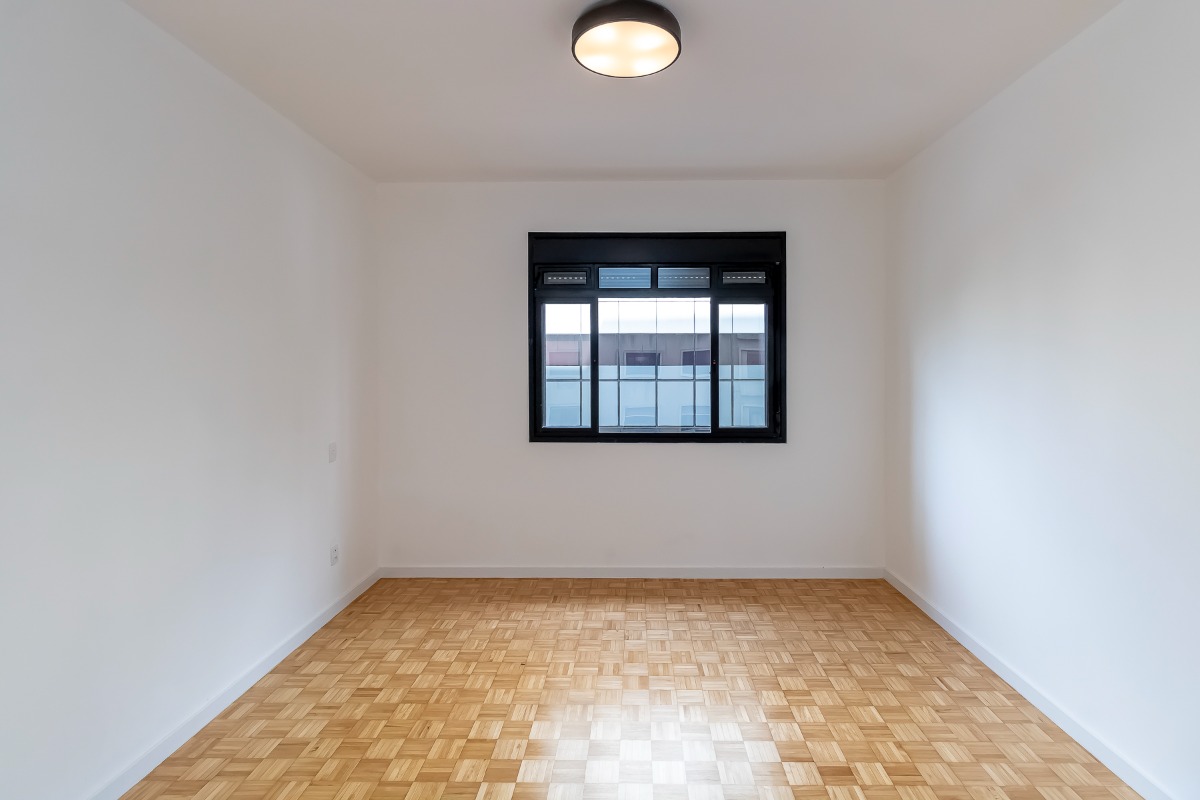 Apartamento à venda com 3 quartos, 220m² - Foto 2