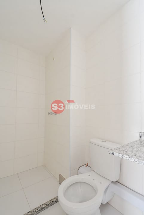 Apartamento à venda com 2 quartos, 66m² - Foto 27