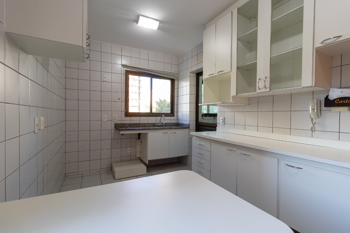 Apartamento à venda com 3 quartos, 110m² - Foto 15