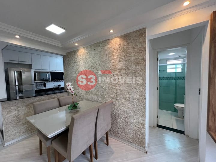 Apartamento à venda com 2 quartos, 45m² - Foto 3