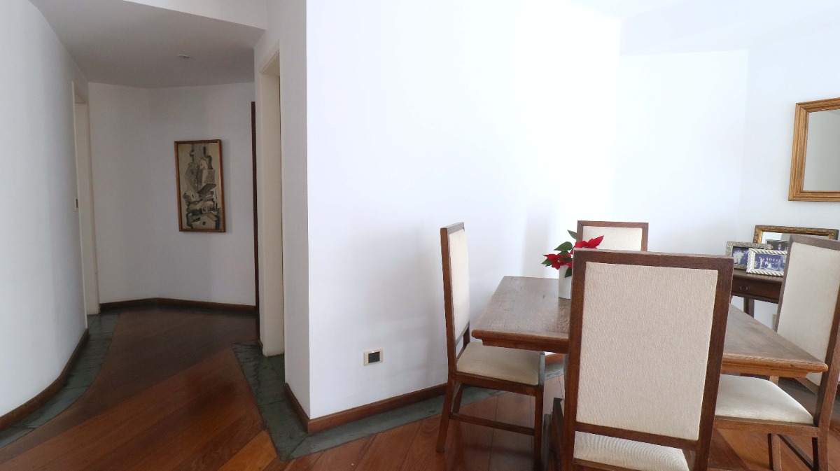 Apartamento à venda com 3 quartos, 127m² - Foto 25