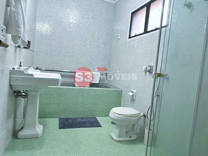 Casa à venda com 4 quartos, 350m² - Foto 25