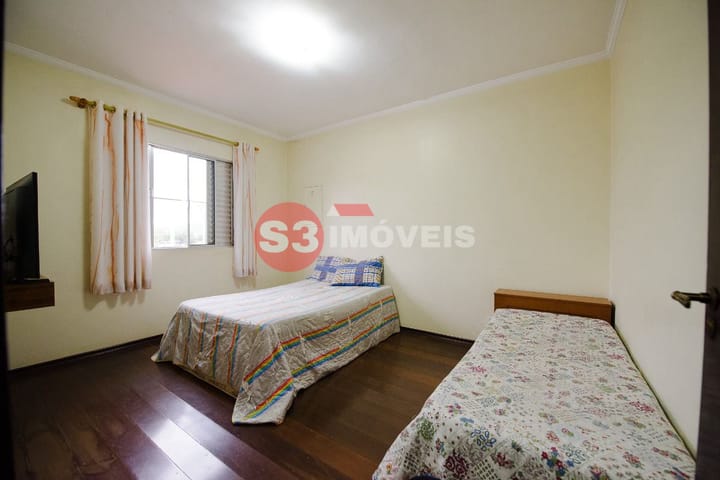 Casa à venda com 5 quartos, 310m² - Foto 13