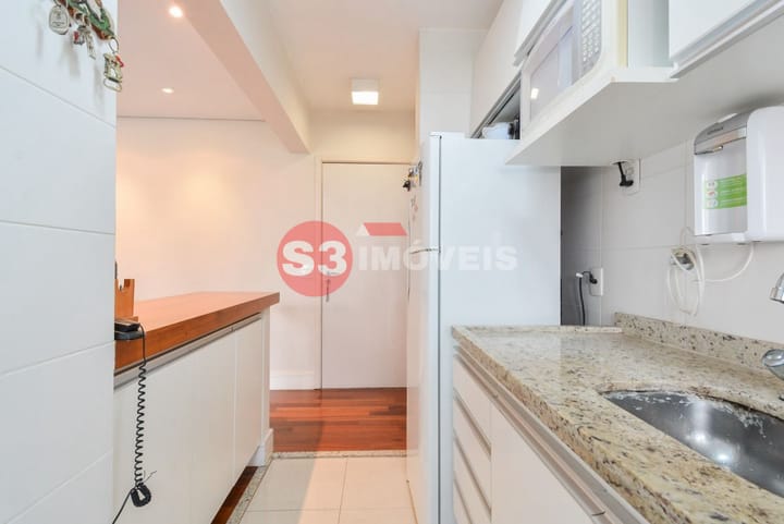 Apartamento à venda com 2 quartos, 57m² - Foto 17