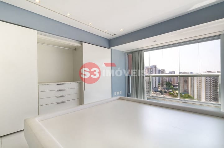 Apartamento à venda com 3 quartos, 162m² - Foto 18