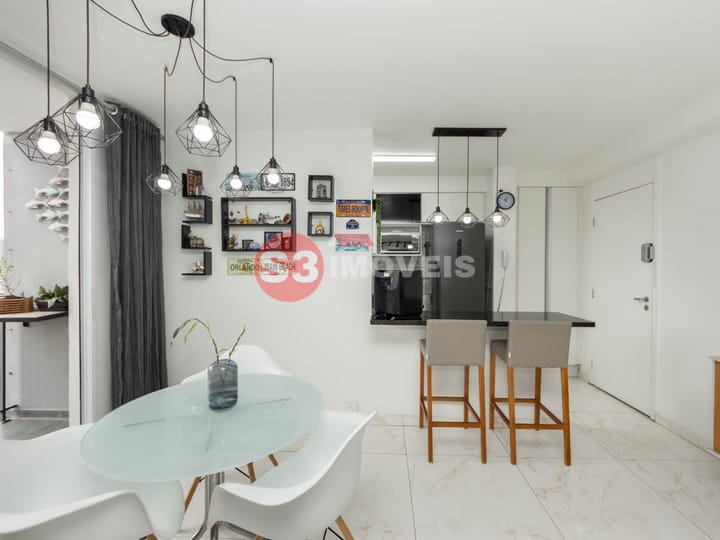 Apartamento à venda com 2 quartos, 65m² - Foto 9