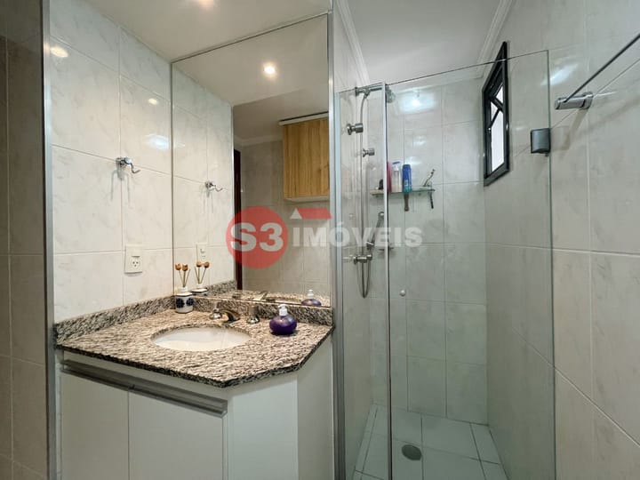 Apartamento à venda com 2 quartos, 64m² - Foto 18