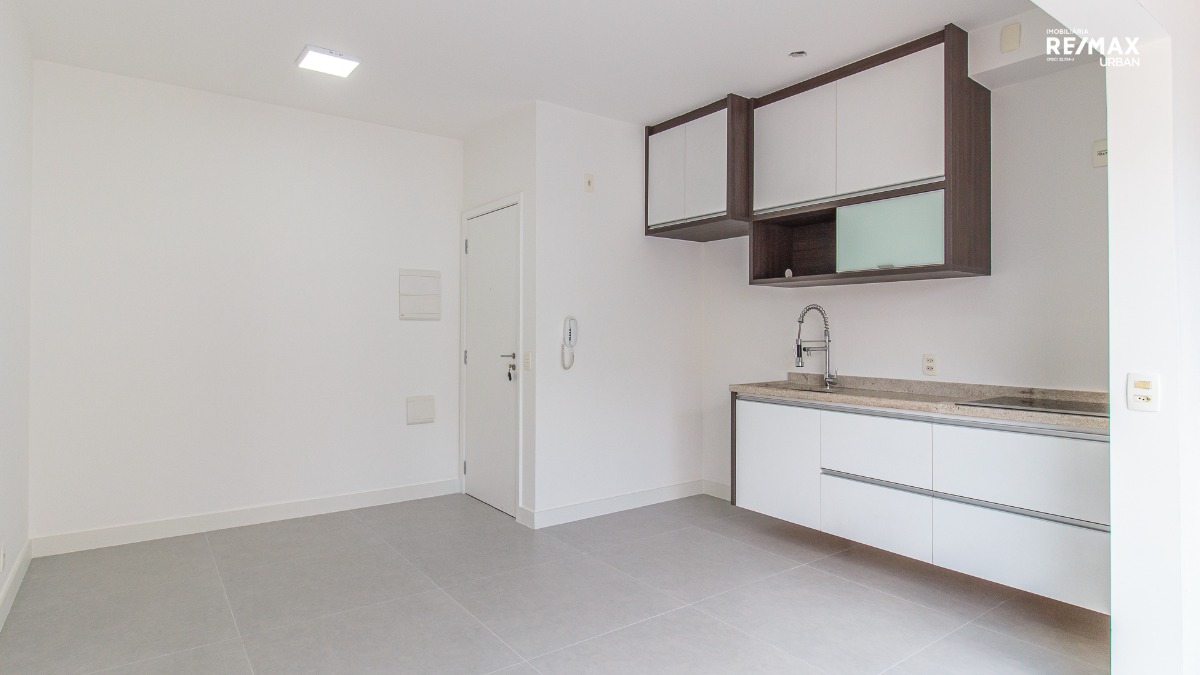 Apartamento à venda com 2 quartos, 50m² - Foto 3