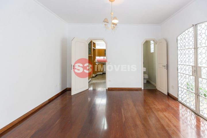 Casa à venda com 4 quartos, 230m² - Foto 15