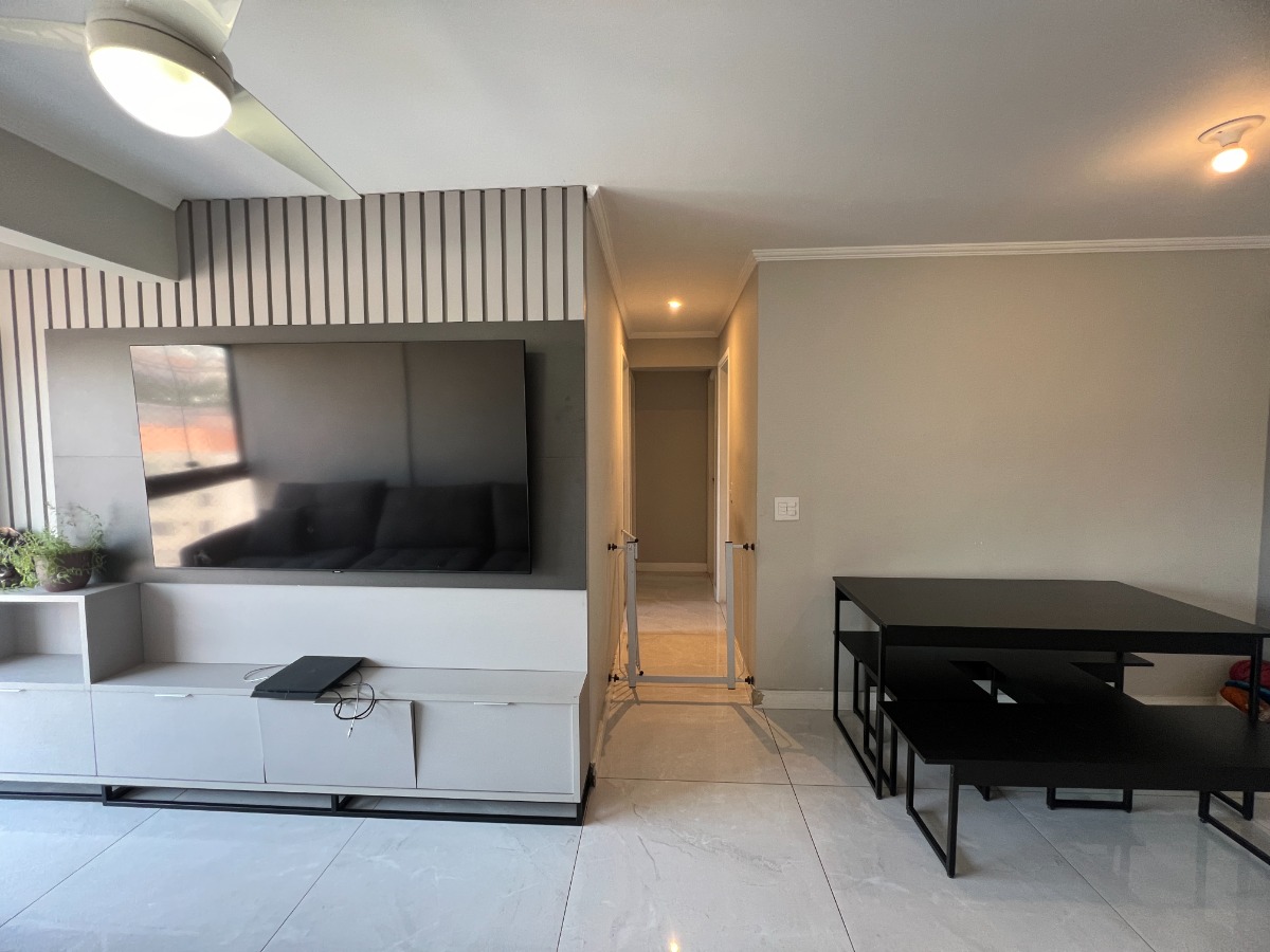 Apartamento à venda com 3 quartos, 76m² - Foto 11