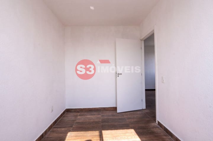 Apartamento à venda com 2 quartos, 41m² - Foto 18