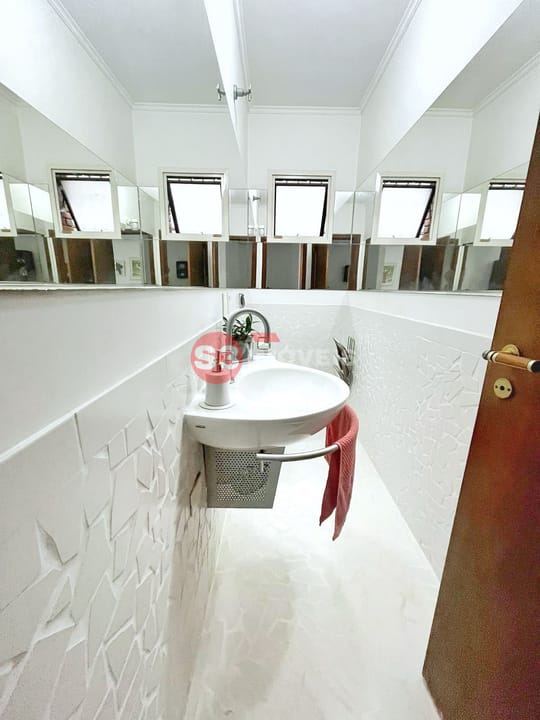 Casa à venda com 4 quartos, 350m² - Foto 24