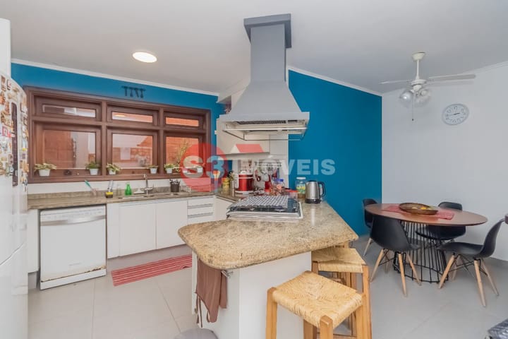 Casa de Condomínio à venda com 3 quartos, 306m² - Foto 12