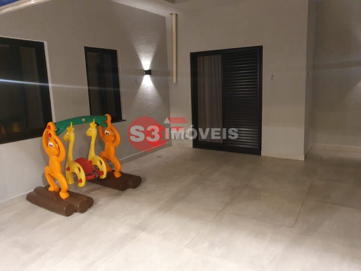 Casa à venda com 3 quartos, 178m² - Foto 8