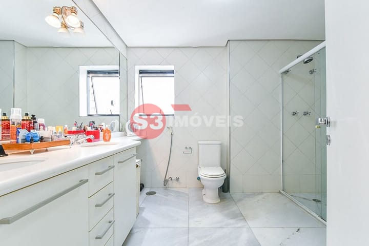 Apartamento à venda com 3 quartos, 247m² - Foto 21