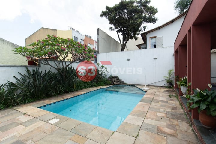 Casa à venda com 5 quartos, 330m² - Foto 41