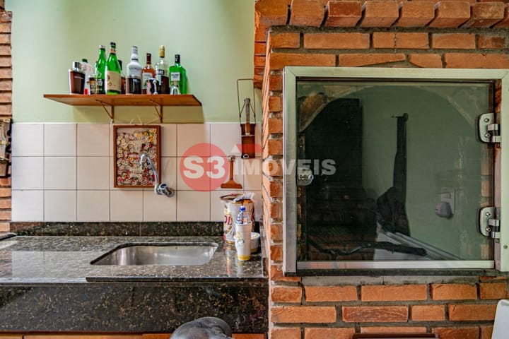 Casa à venda com 3 quartos, 250m² - Foto 51