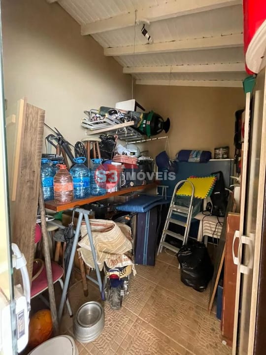 Casa à venda com 4 quartos, 220m² - Foto 18