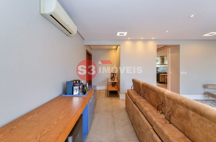 Casa à venda com 3 quartos, 259m² - Foto 8