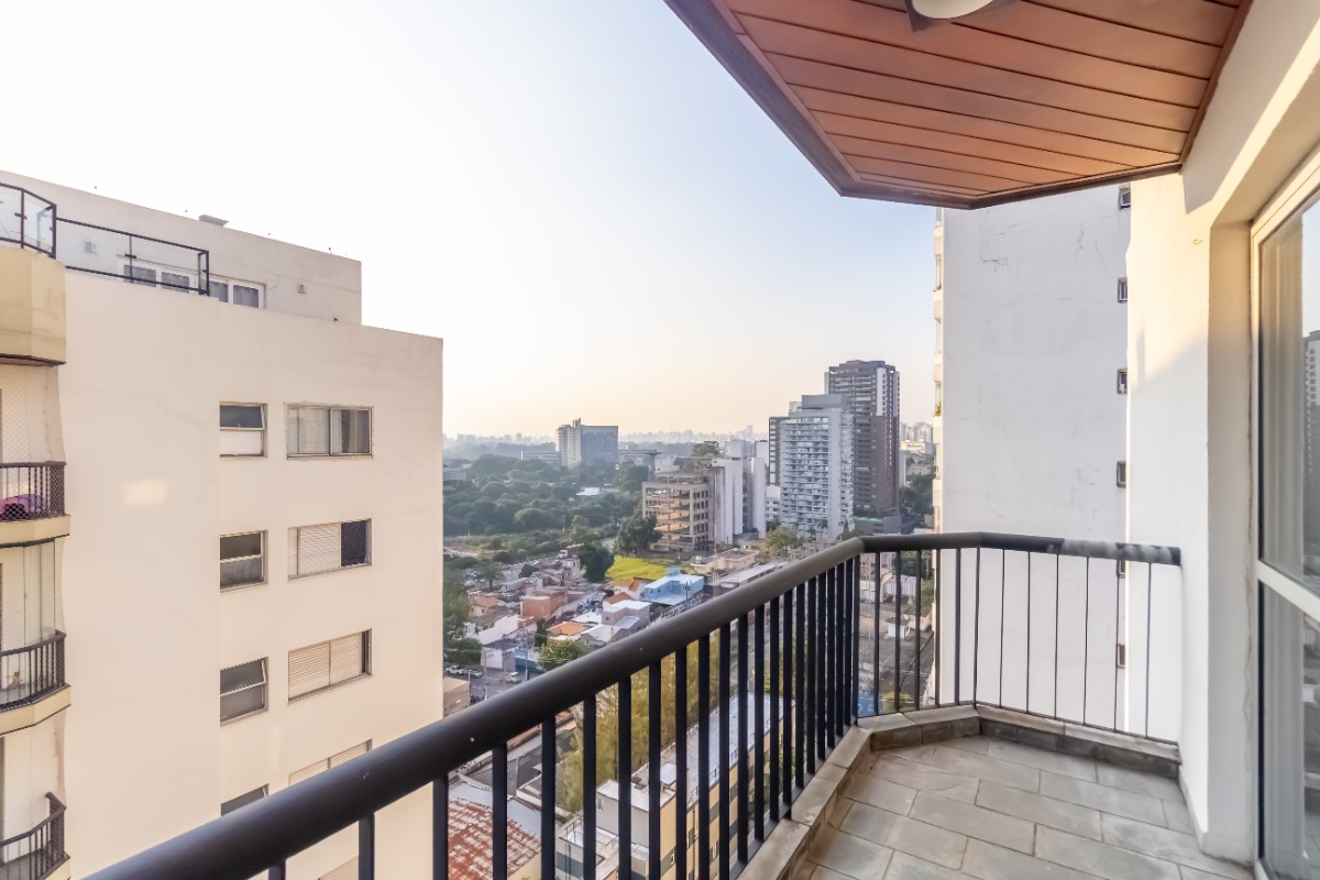 Cobertura à venda com 5 quartos, 257m² - Foto 7