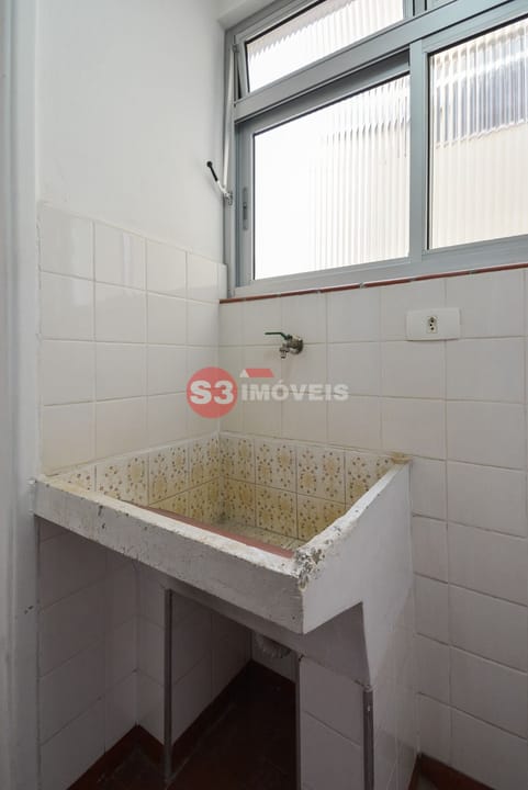 Apartamento à venda com 1 quarto, 41m² - Foto 19