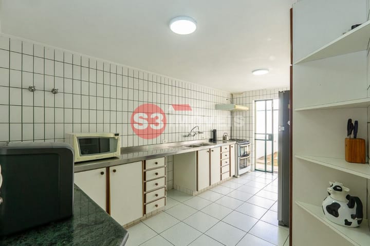 Casa à venda com 5 quartos, 288m² - Foto 19