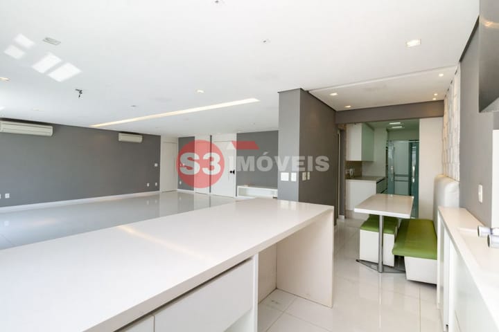 Apartamento à venda com 3 quartos, 162m² - Foto 6