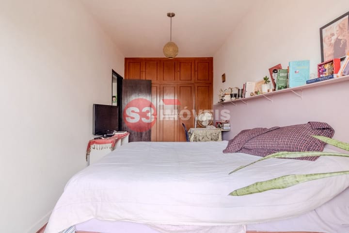 Casa à venda com 5 quartos, 200m² - Foto 50