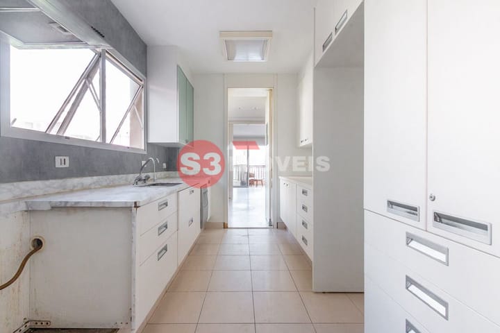 Apartamento à venda com 4 quartos, 211m² - Foto 34