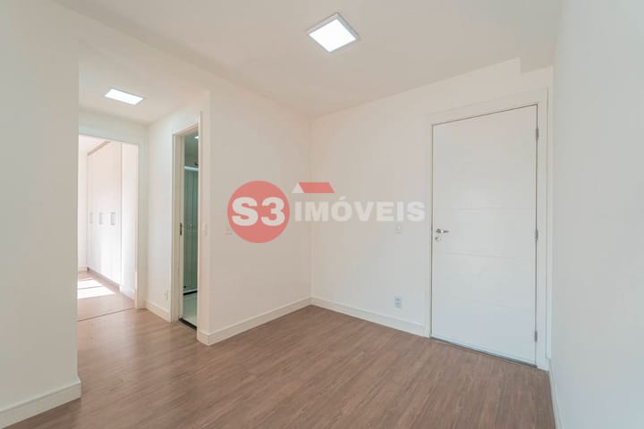 Apartamento à venda com 2 quartos, 65m² - Foto 17