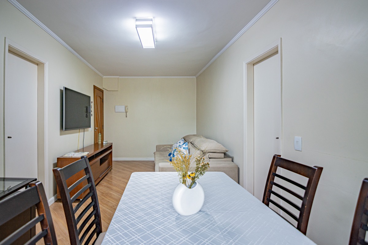 Apartamento à venda com 2 quartos, 62m² - Foto 5