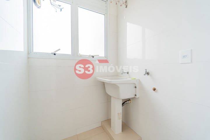 Apartamento à venda com 2 quartos, 61m² - Foto 18