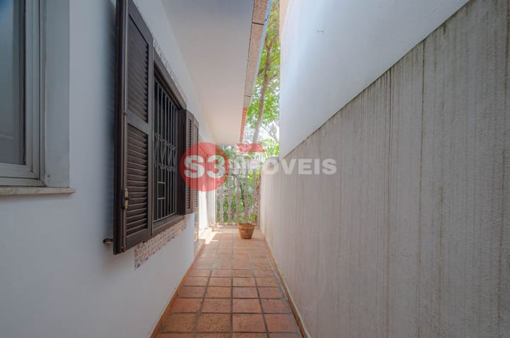 Casa à venda com 4 quartos, 216m² - Foto 50