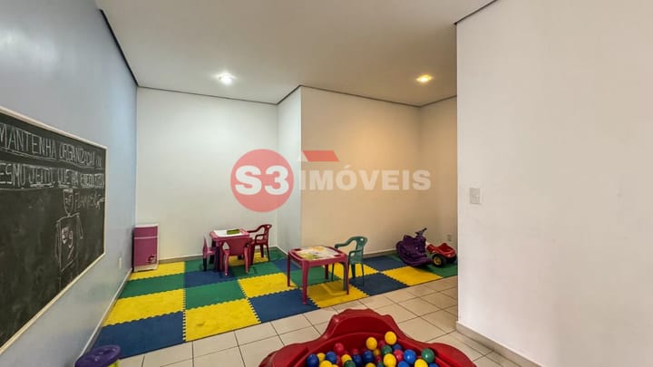 Apartamento à venda com 3 quartos, 95m² - Foto 21